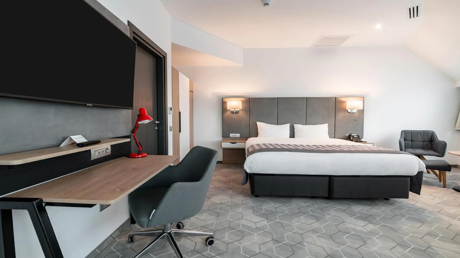 Holiday Inn Bucharest - Times, An Ihg Hotel