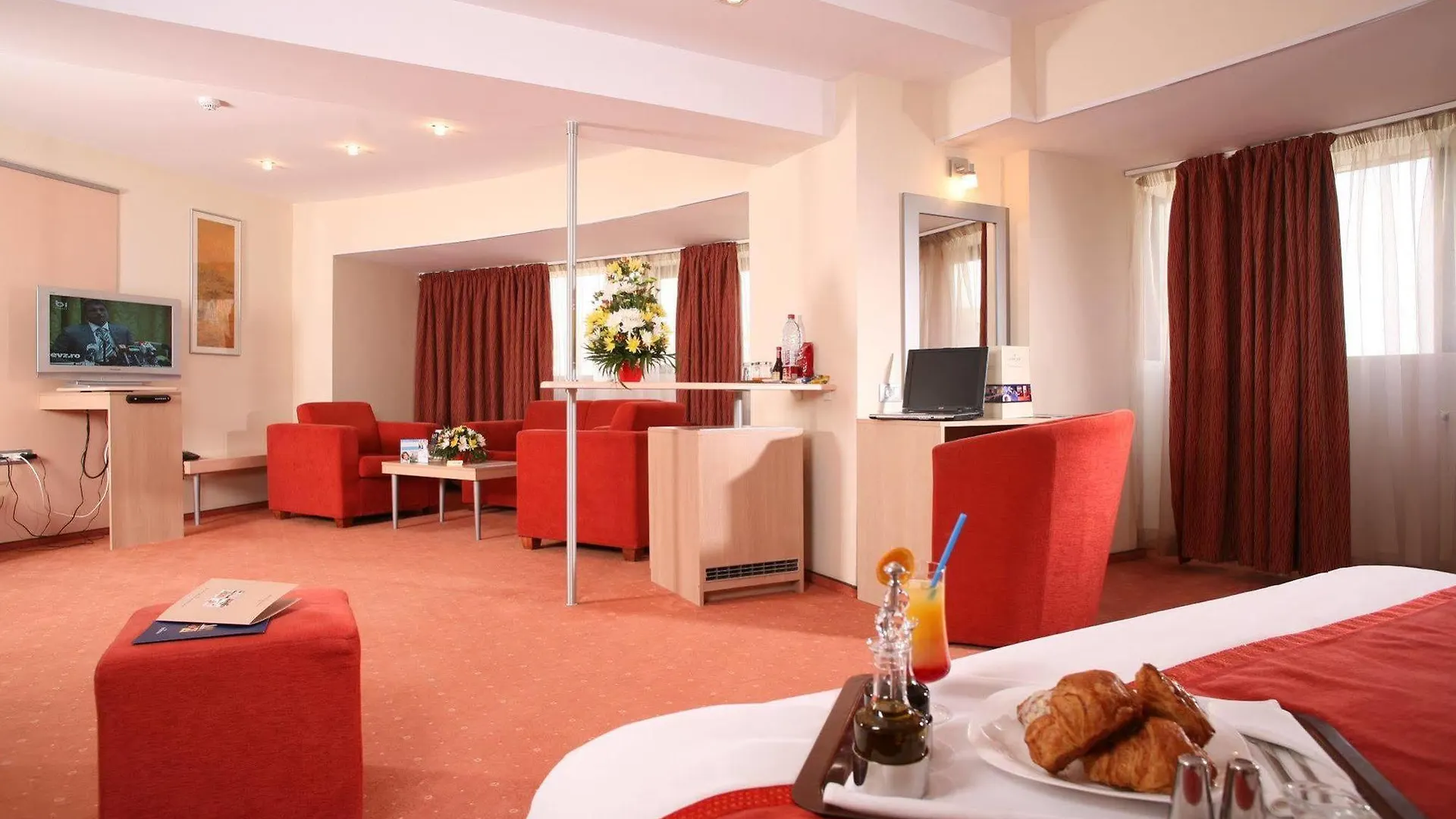 Holiday Inn Bucharest - Times, An Ihg Hotel 4*,
