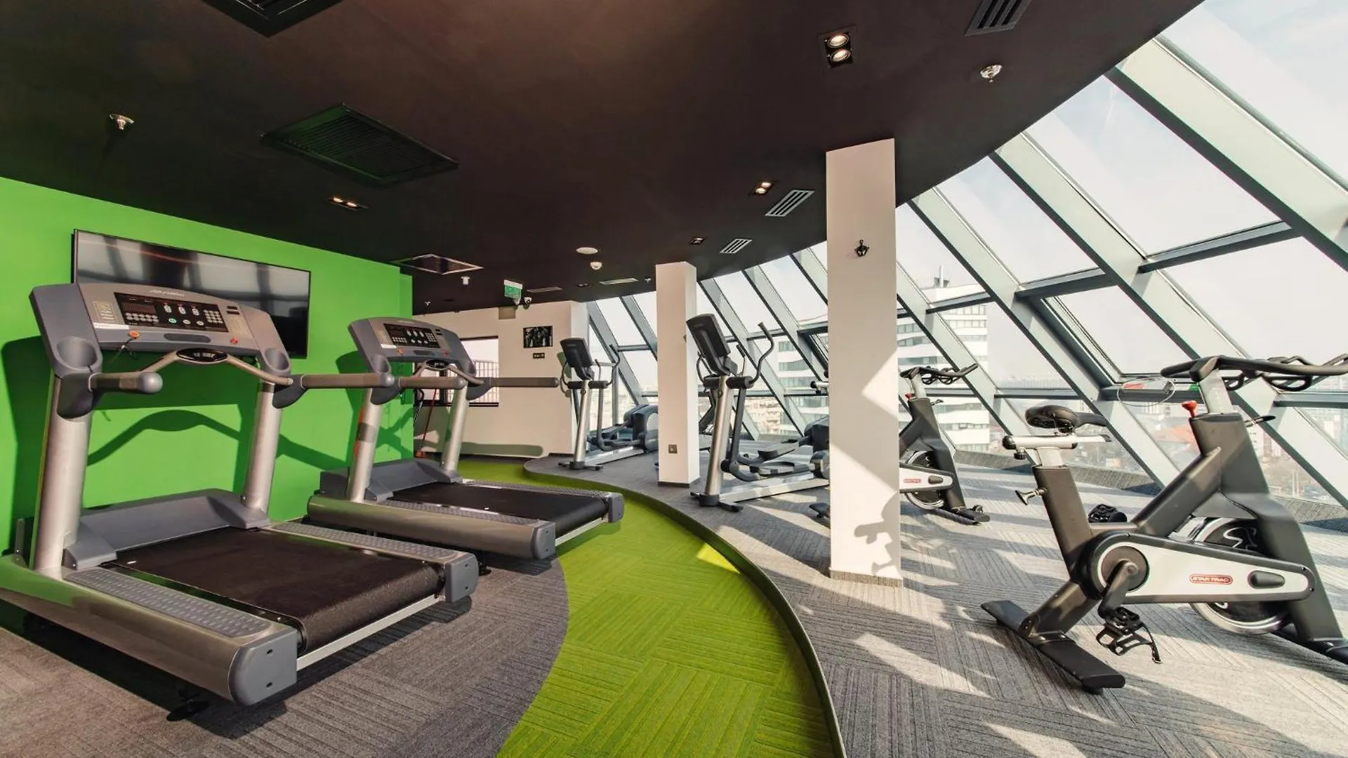 Holiday Inn Bucharest - Times, An Ihg Hotel