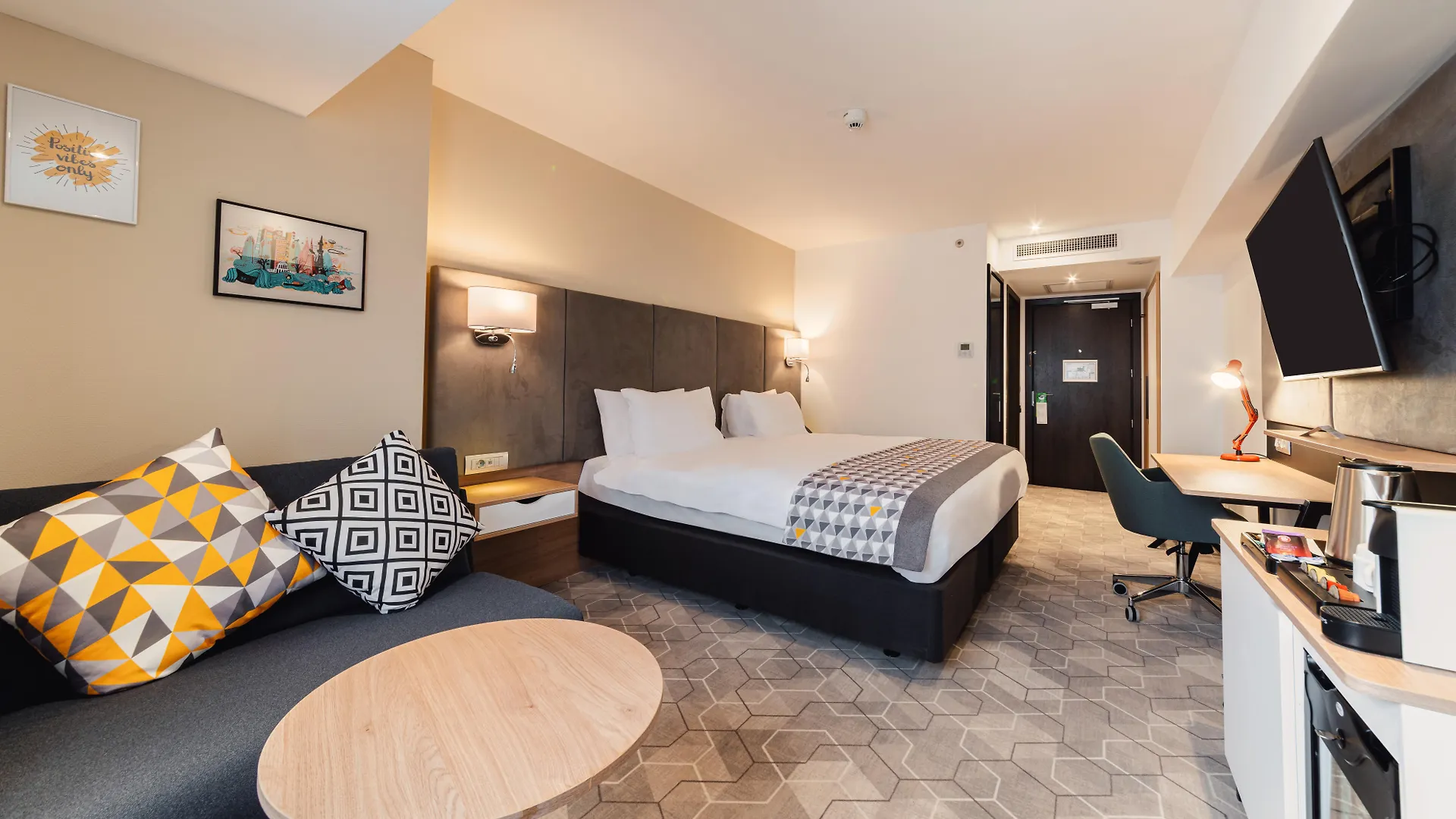 Holiday Inn Bucharest - Times, An Ihg Hotel